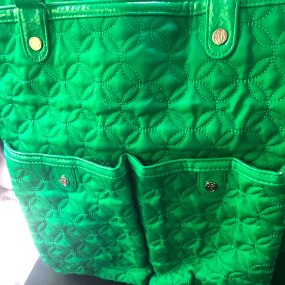 Vera Bradley green tote/pursue - Picture 1 of 3